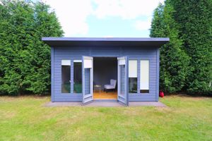 Photo 22- click for photo gallery